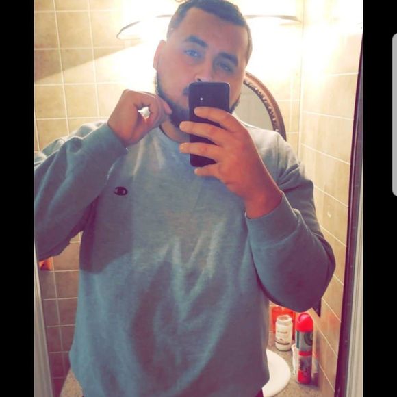 Meet your Posher, Aaron - Picture 1 of 1